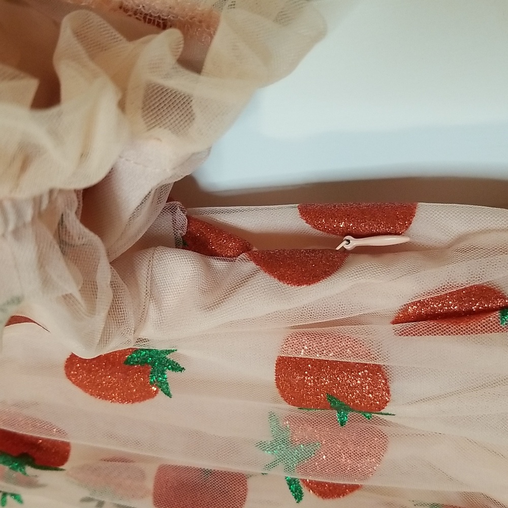 Charming Tulle Dress W/Glitter Strawberries By Retro Stage Size Large (8) NWT - Picture 12 of 16